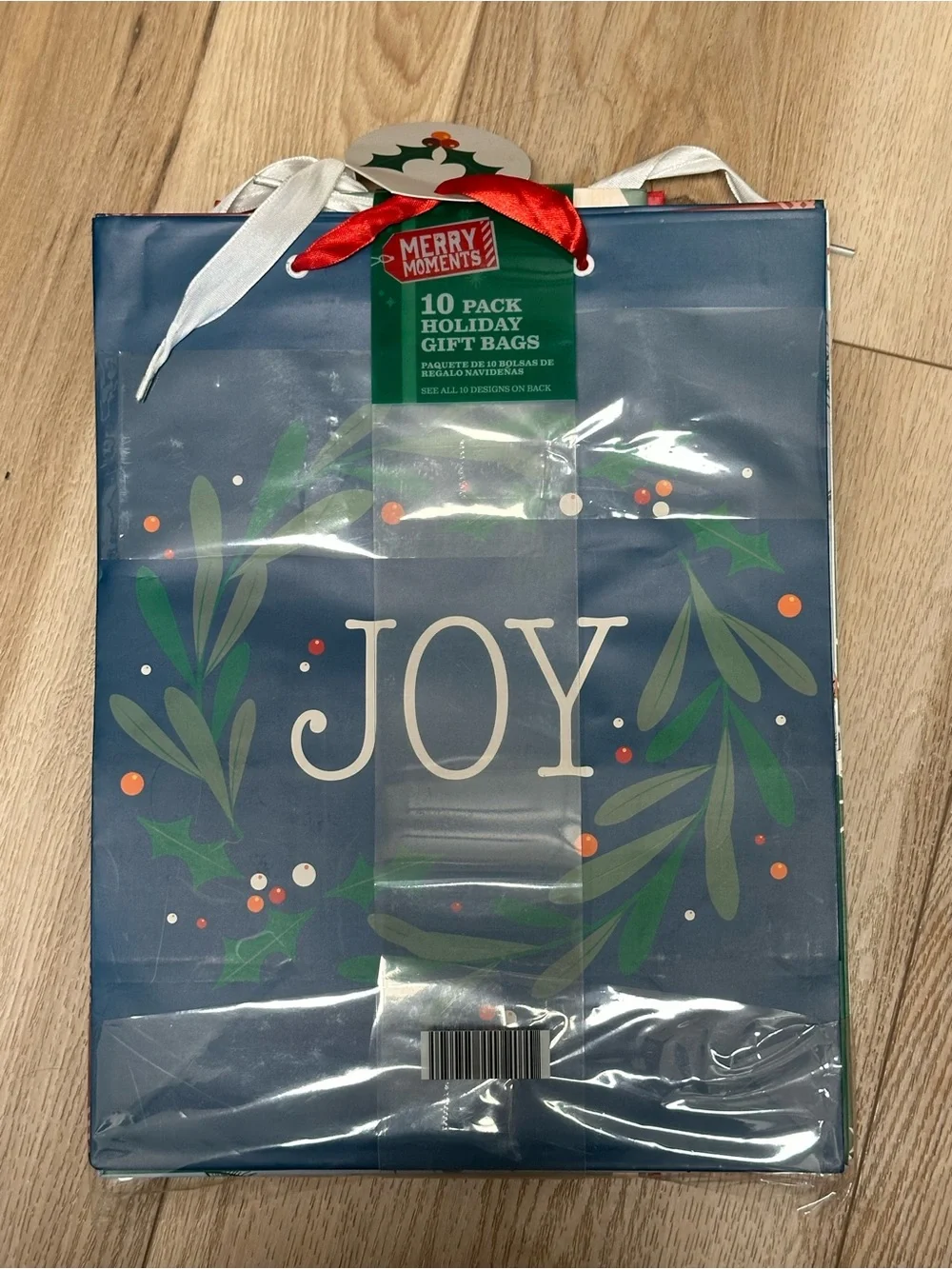 Merry Moments Holiday Gift Bags 10 Pack NIP Christmas Joy Variety